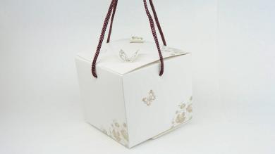 Коробка подарочная на две или четыре резинки, 11,5 х 11,5 см - Uk33