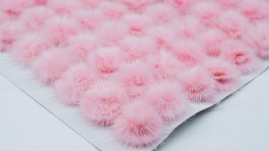 Помпоны меховые розовые на подложке, 3 см - PM304